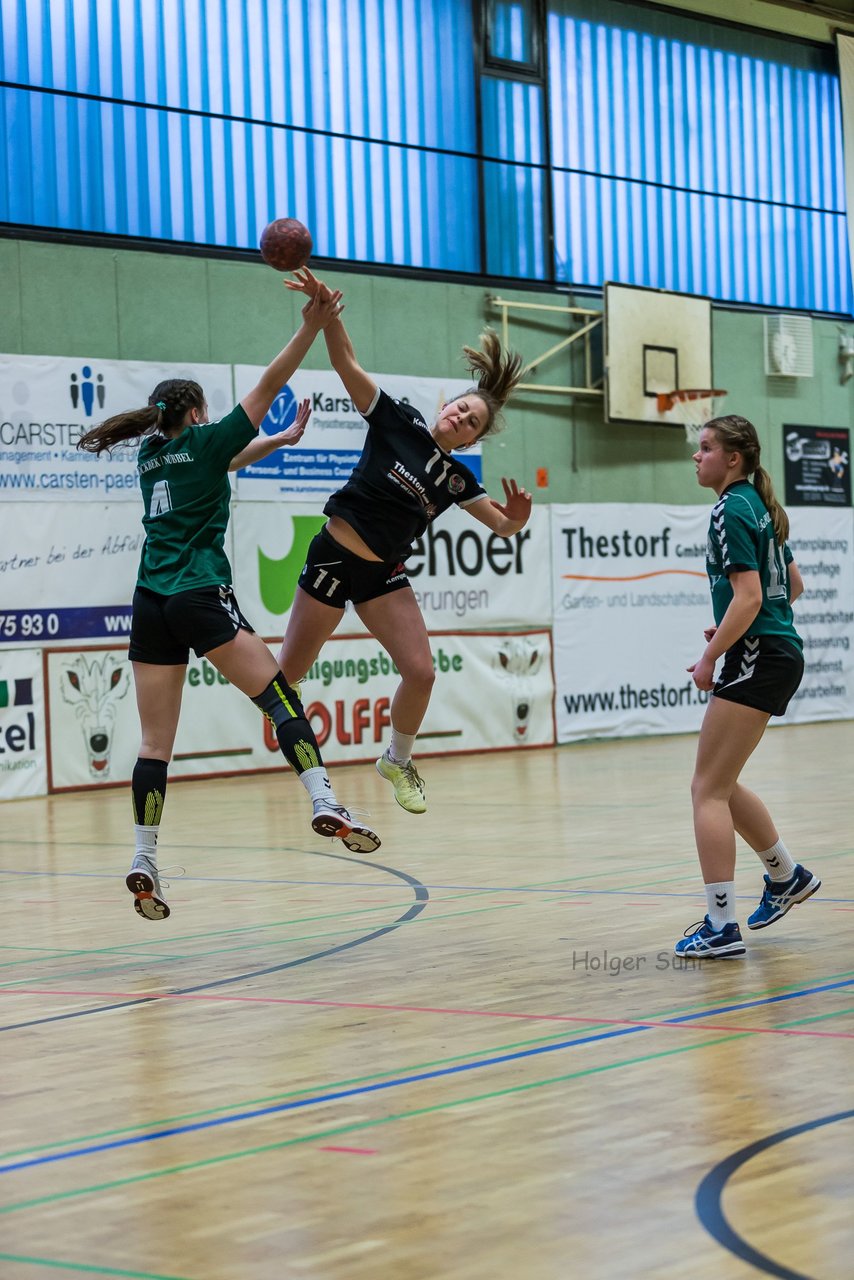 Bild 187 - B-Juniorinnen SV-Henstedt Ulzburg - HSG Fockbek/Nuebbel : Ergebnis: 32:25